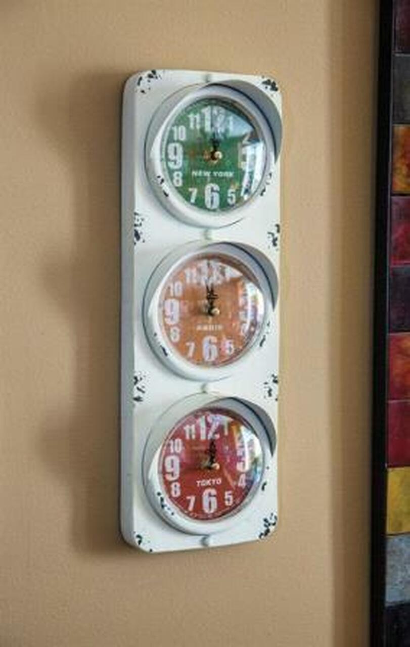 Signal Lights Wall Clock
